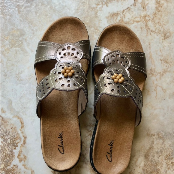 Clark’s Sandals - Picture 2 of 4